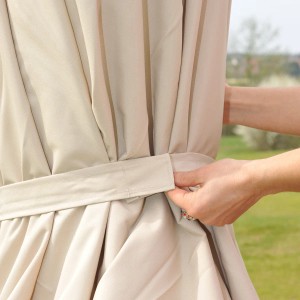 Zusammengebundener, runder, creme-farbener MCW Sonnenschirm Carpi Pro Ø 5m ohne Ständer.