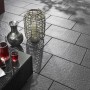 Verlegte Kann Terrassenplatte Sincera Anthrazit 60x40 cm auf Terrasse mit Tisch und Deko.