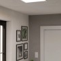 Weiße, quadratische Eglo LED-Deckenleuchte Connect-Z Rovito-Z (39x39 cm) an der Decke.