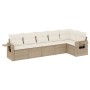 Beige 6-tlg. Garten-Sofagarnitur aus Polyrattan mit cremeweißen Kissen.