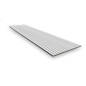 Weiße Equipped WPC Wandpaneele für den Außenbereich, 2350 mm lang.