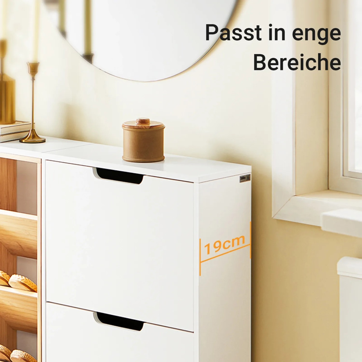 Weißer SoBuy Schuhschrank mit 4 Klappen, 19 cm tief, ideal für schmale Flure. Moderner Schuhkipper für Eingangsbereiche.