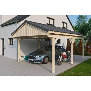 Skan Holz Carport Fichtelberg aus Fichte, naturbelassen, mit Auto und Motorrad untergestellt.