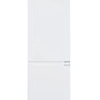 Weißer Kühl-/Gefrierschrank als Teil der Held Küchenzeile Kempten 300 cm.