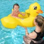 Bestway Kinder-Schlauchboot Ente mit Kind im Pool, gelbes Schwimmtier mit Lautsprecher.