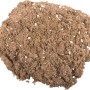 Nahaufnahme von Compo Qualitäts-Blumenerde mit Perlite, geeignet für Zimmer-, Balkon- und Gartenpflanzen.