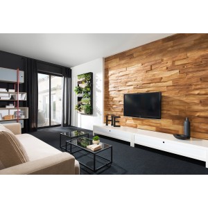 Wohnraum mit braunen Stegu Timber Verblender Wand.