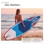 Frau am Strand mit blau-rotem Tectake Stand Up Paddle Board. Aufblasbares SUP für Wassersport, stabil & rutschfest.