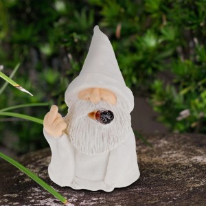 Relaxdays Gartenzwerg Polyresin Weiß Creme Braun mit Mittelfinger Frostsicher 15 cm x 9 cm x 7 cm 130 g