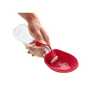 Rote Hunter Outdoor-Trinkflasche mit Silikonnapf für Hunde, 550 ml. Ideal für Reisen.