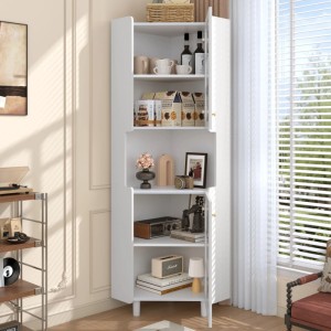 Weißer Eckschrank mit Lackoberfläche, offenen Fächern und Türen. Modernes Bücherregal mit LED Beleuchtung für Stauraum.