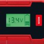 Detailaufnahme des Displays vom Einhell CE-BC 10 M Batterieladegerät mit Ladeanzeige.
