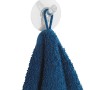 Transparenter Wenko Static-Loc Haken mit blauem Handtuch. Handtuchhalter für Bad und Küche.