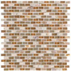 Mosaikfliese: Glas- und Steinmosaik in Braun- und Beige-Tönen mit Muscheldetails, 28,5x28,5 cm.