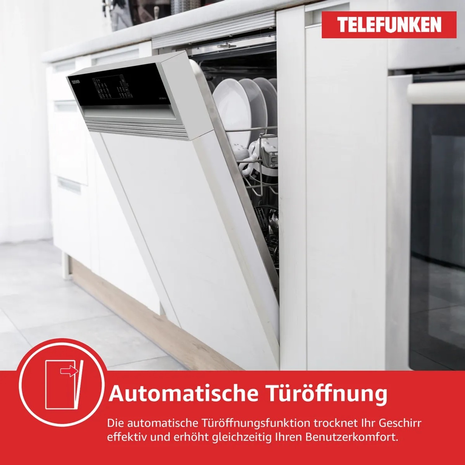 Telefunken Geschirrspüler, teilintegriert, mit geöffneter Tür und Geschirr im Innenraum.