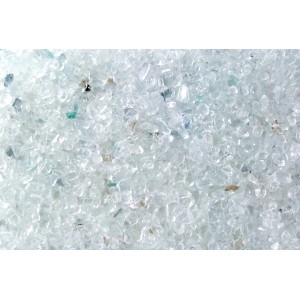 Kristallklarer Glassplitt (4-8 mm) im 10 kg Sack für Zierkies- und Splitt Anwendungen.