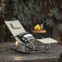 Beige SoBuy Sonnenliege OGS28-MI mit Metallrahmen, Kunstfasergewebe, Kopfkissen und Seitentasche im Garten.