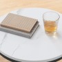 Songmics Nachttisch Baris, runder Couchtisch mit Marmoroptik, Glas und Deko.
