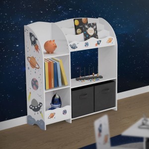 Weißes Joyz Kinderregal mit Weltraum Motiven, 8 Fächer und 2 graue Stoffboxen.