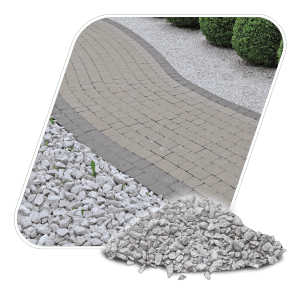 Galamio Granitsplitt 8-16 mm auf Pflasterweg, ideal für Gartengestaltung.