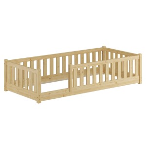 Kinderbett aus Kiefernholz 90x200 cm mit Rundumschutz, Modell 77 von Erst-Holz.