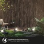 Brilo LED Gartenspieß-Set, schwenkbar, IP54, im Garten bei Regen.