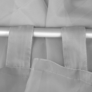 Grauer Dekoschal Noella Voile mit Schlaufenaufhängung an Gardinenstange, 2er-Pack.