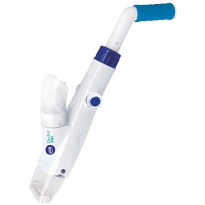 Weißer, kabelloser Gre Bodenreiniger Pool & Spa Vac mit blauem Griff. Wiederaufladbarer Poolsauger.