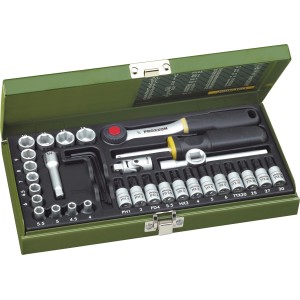 Proxxon 36-teiliger Steckschlüsselsatz im grünen Stahlkasten mit diversen Einsätzen und Schraubendrehern.