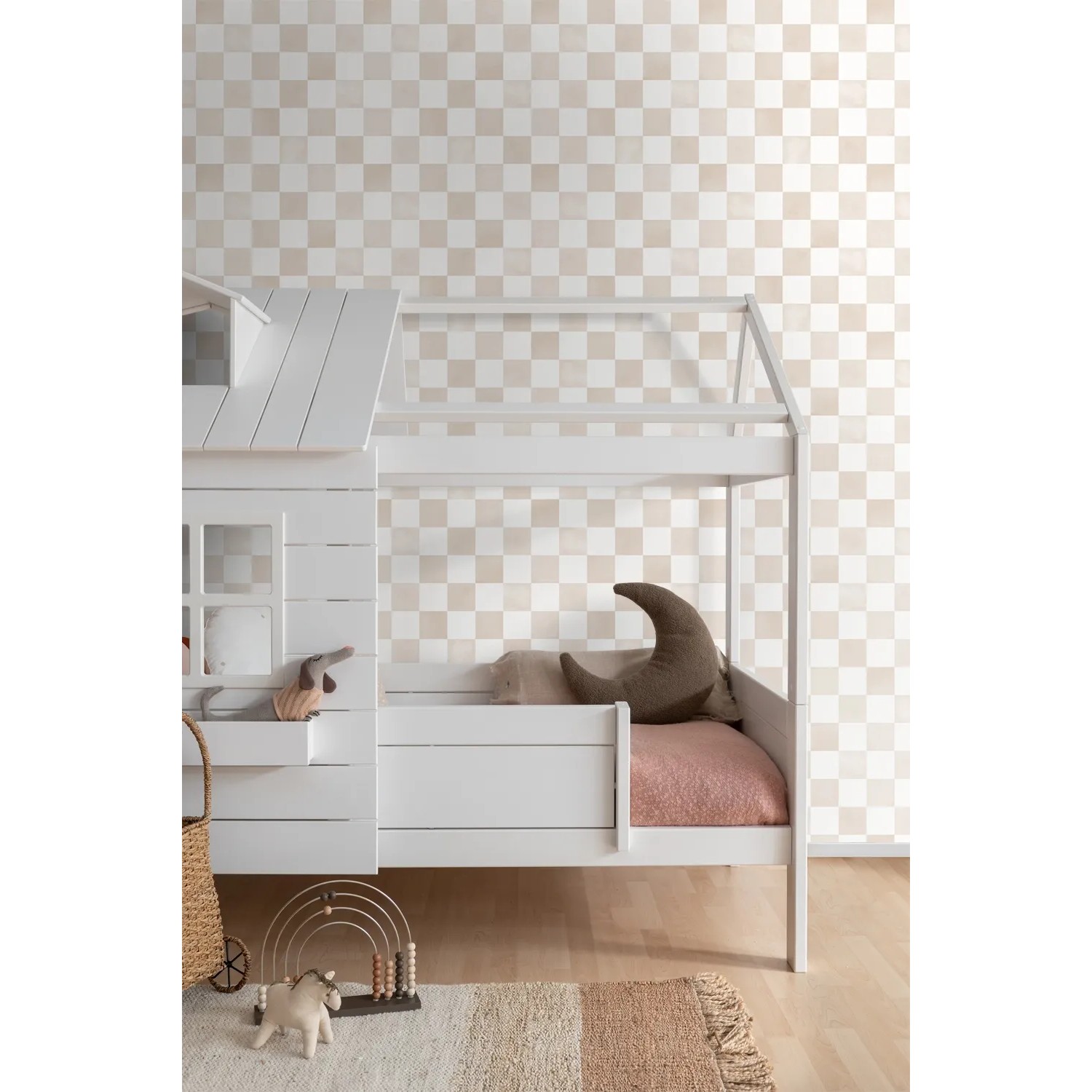 ESTAhome Vliestapete mit beigem und weißem Karomuster. Dekorative Tapete für stilvolle Wände im Kinderzimmer.