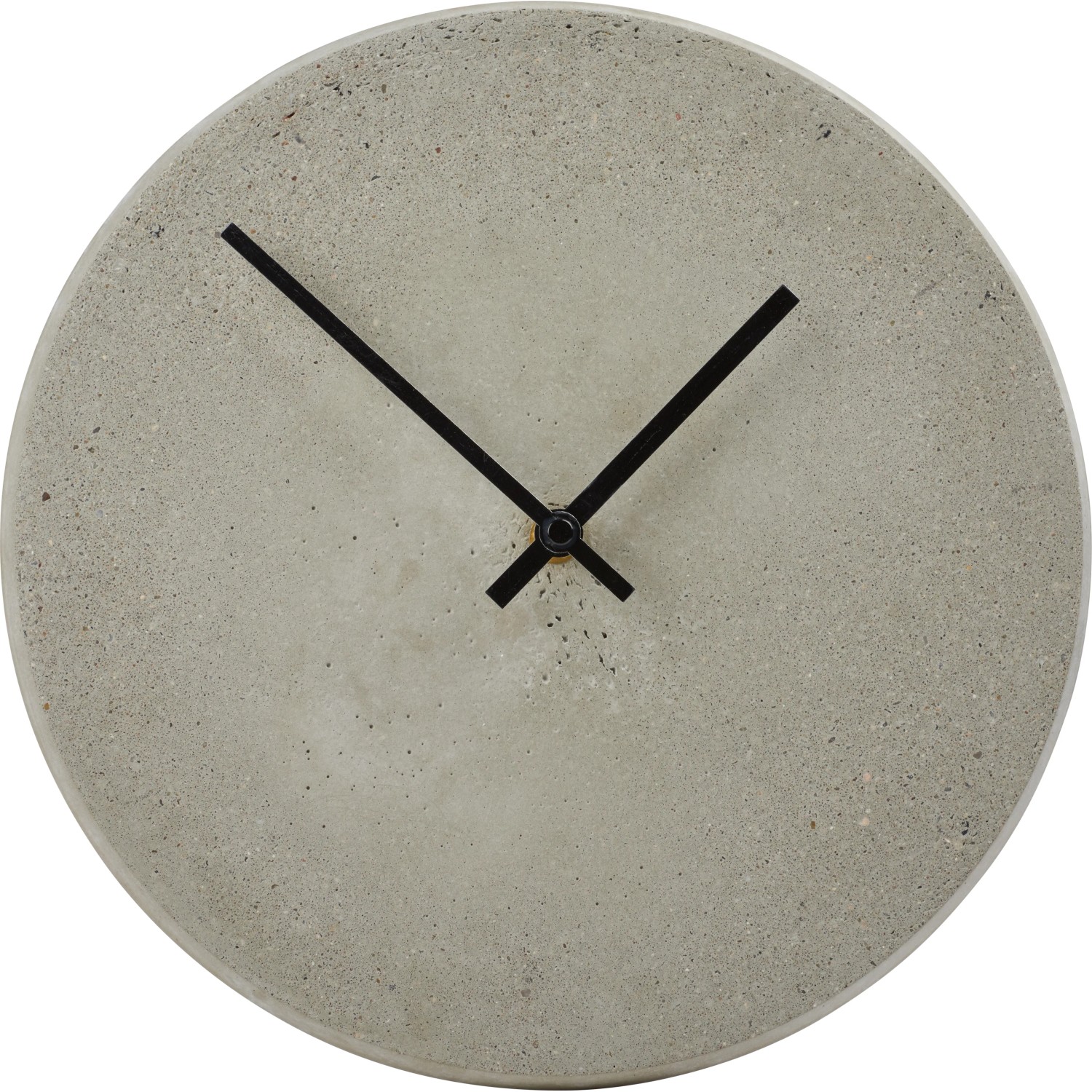 DIY Betonuhr von CREATE! by OBI: Runde Wanduhr aus Beton mit schwarzen Zeigern. Kreatives Selbermachen für dein Zuhause.