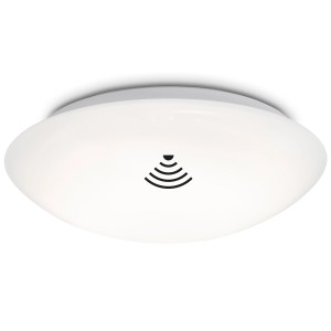 Weiße Brilo LED Deckenleuchte Elipso mit Bewegungsmelder, 38x7cm. Ideal für Flur und Bad.