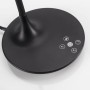 Detailaufnahme der schwarzen LED-Tischleuchte Rafael mit Touch-Bedienfeld.