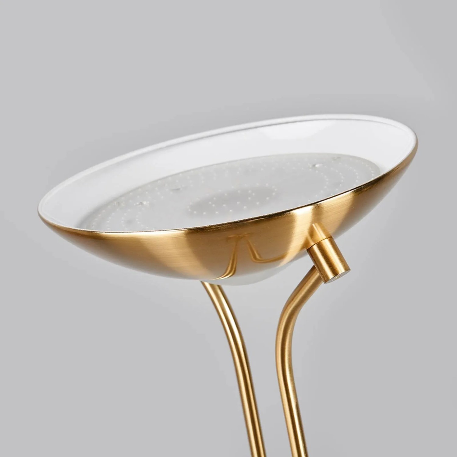 Lindby LED Stehlampe Josefin 9945234 Dimmbar Modern in Gold Messing aus Metall 2-flammig Wohnzimmerleuchte_7