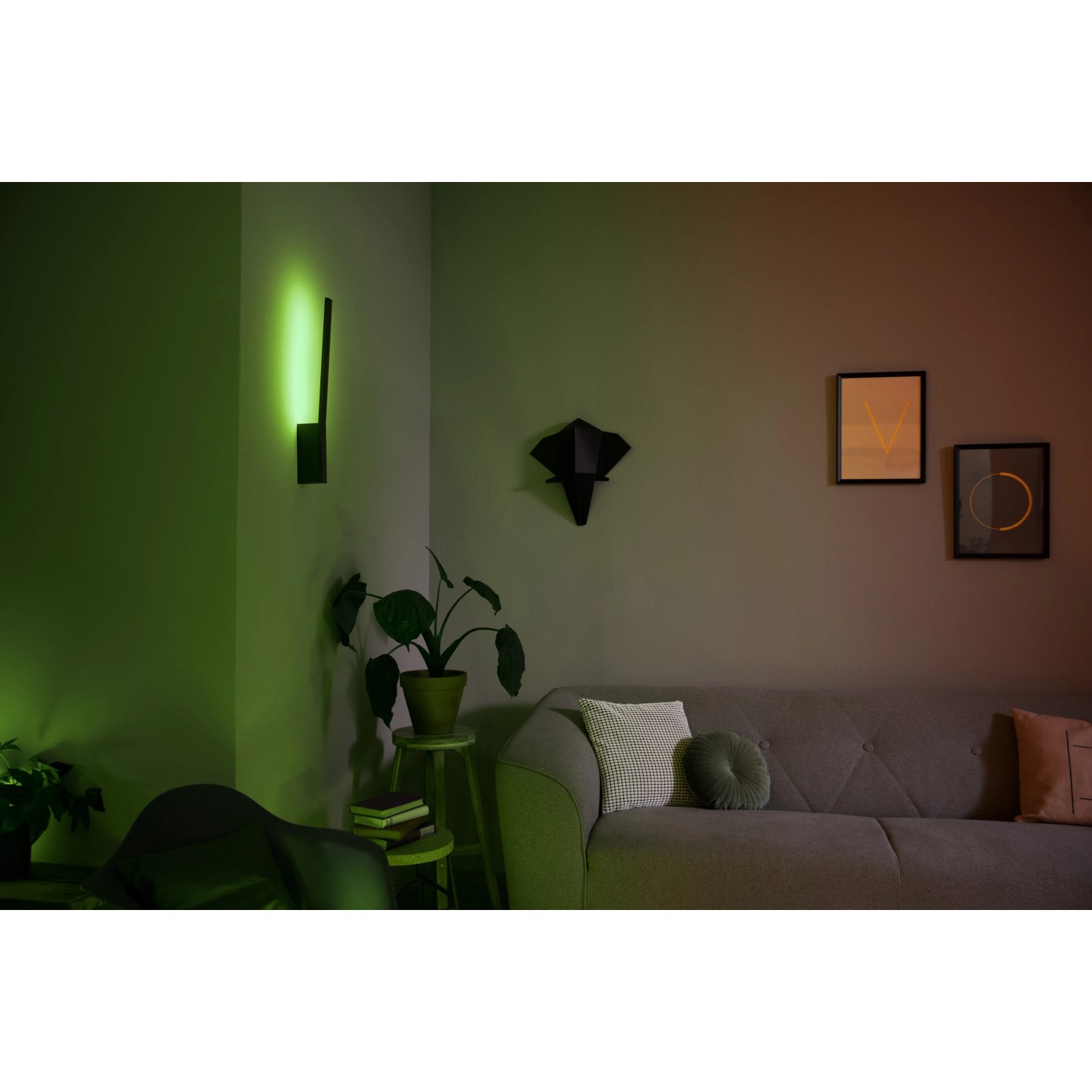 Philips Hue smarte Wandleuchte Liane Schwarz, dimmbar, indirekt