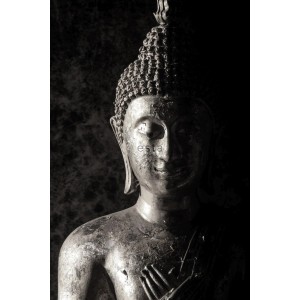 ESTAhome Fototapete: Buddha-Figur in Schwarz-Weiß, Detailaufnahme.