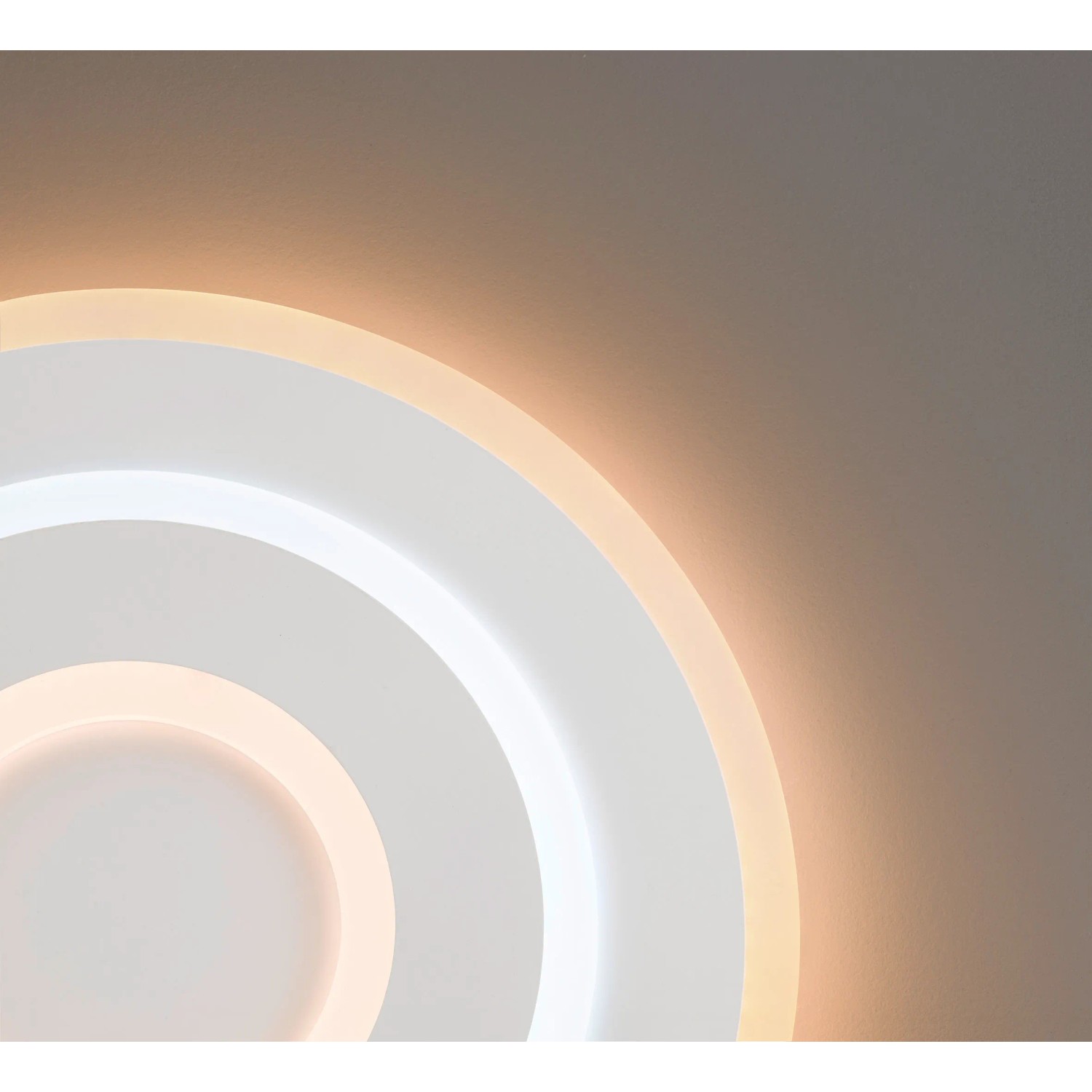 Weiße LED-Deckenleuchte Bolia von Fischer & Honsel, dimmbar, Ø 50 cm.