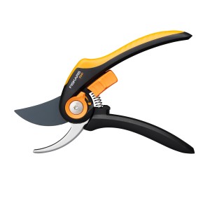 Fiskars Bypass-Gartenschere Plus SmartFit P541 für frische Äste bis 24mm Durchmesser.
