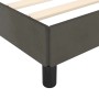 Detailaufnahme: Dunkelgraues Samt-Bettgestell 140x200 mit Holzlattenrost.