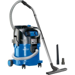 Nilfisk Attix 30-21 PC Nass- und Trockensauger mit Zubehör. Kompakter Industriesauger in Blau und Schwarz.