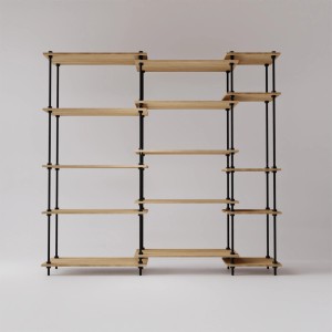 Ar Shelving Deco Set, 185x193x35 cm, Standregal mit Holzregalböden und schwarzem Stahlgestell.