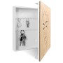 Banjado Schlüsselbox aus Holz, weiß, mit Linienkunst-Portrait und 50 Haken. Schlüsselkasten für die Wand.