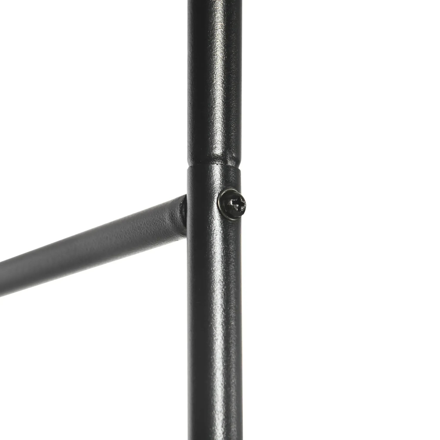 Detailaufnahme: Schwarzer Metall-Rosenbogen, Verbindung mit Schraube.