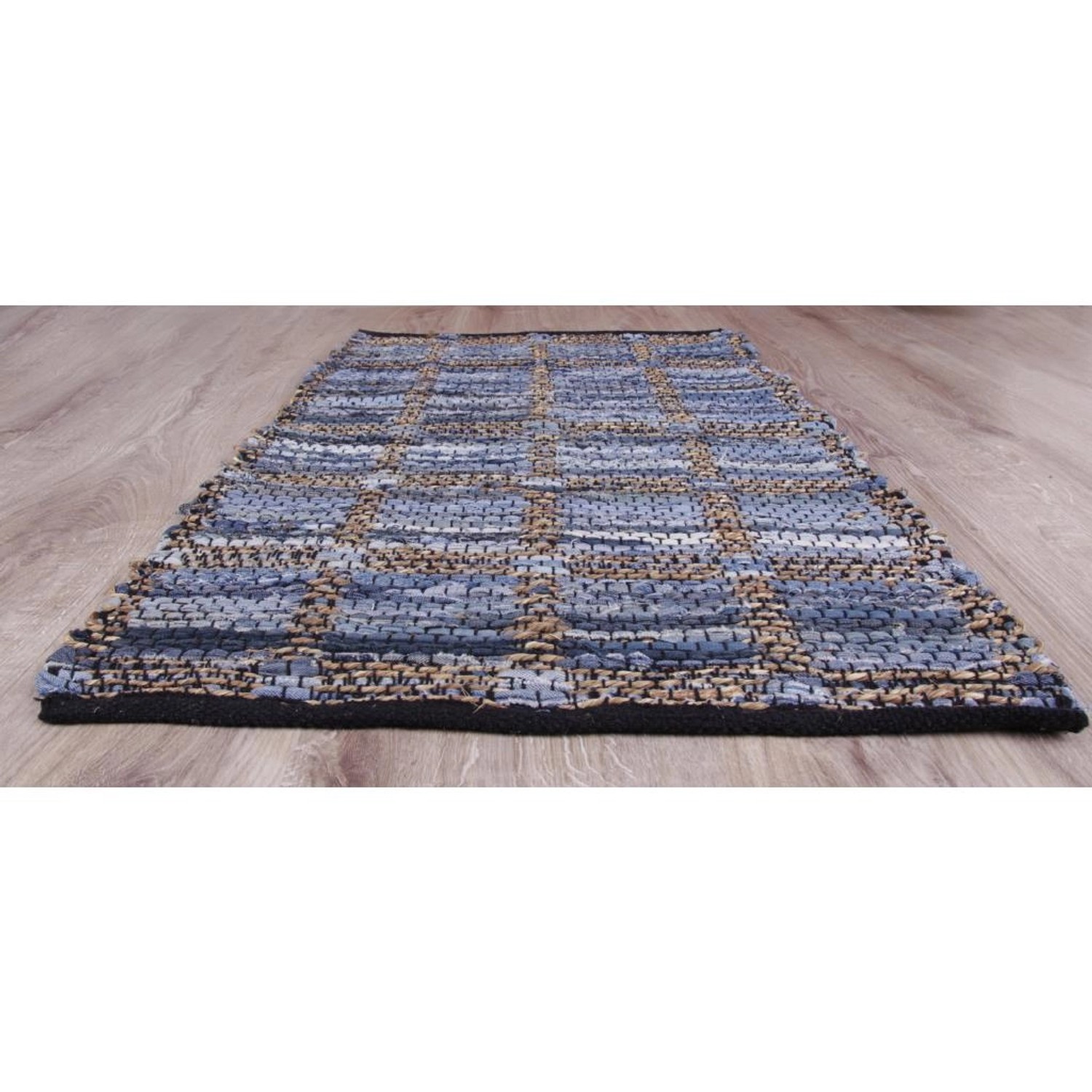 Blauer Jeans Flickenteppich 70x180 cm, handgefertigt im Square Design.