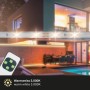 Brilo Outdoor LED-Strip, 5m, warmweiß, mit Fernbedienung an Hauswand.