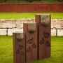 Ferrum Art Design Säulen-Set Stone, 3 Pflanzsäulen in Rostoptik mit Kalkbetontöpfen für Gartendekoration.