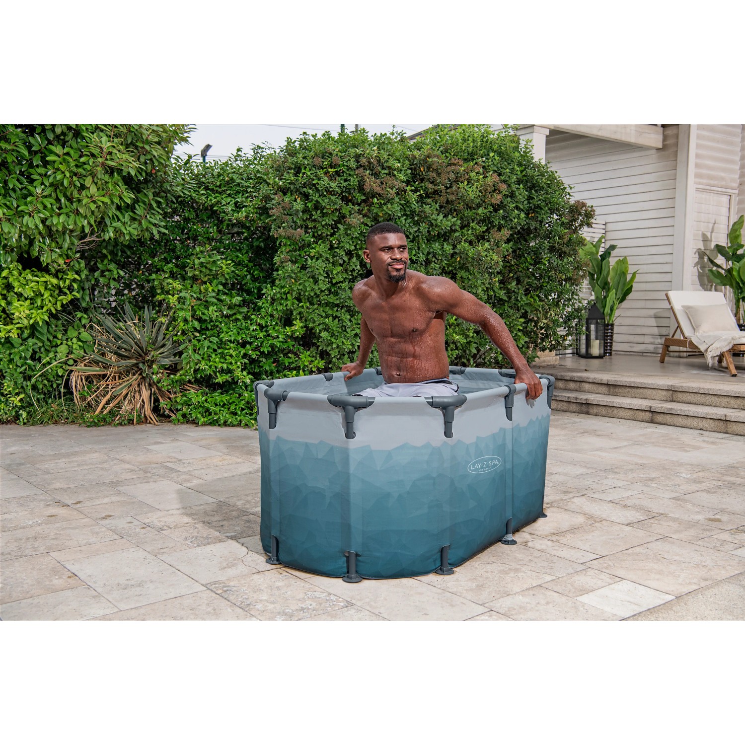 Bestway Eisbad Glacial Dip, ovales Kältebecken mit Filterpumpe, 150x90x65 cm.