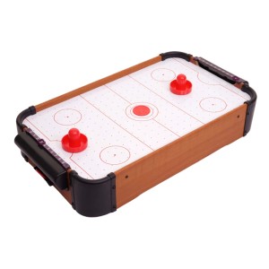 Mini Air Hockey Tisch aus Holz mit weißer Spielfläche, roten Schlägern und Puck. Inkl. Zubehör und Punktezähler.