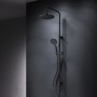 Schwarzes AM.PM Duschsystem Hit S mit Regendusche und Handbrause.