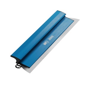 Knauf Flächenspachtel, blau, für plane Oberflächen bei Gipskartonarbeiten.